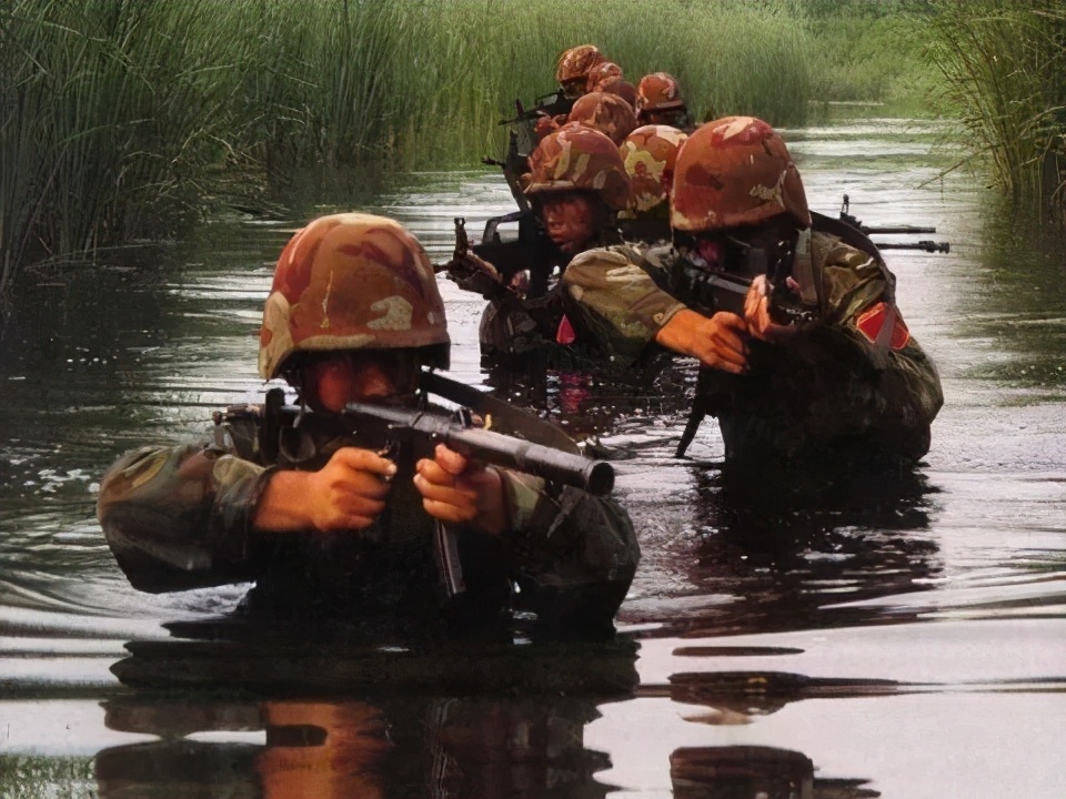 一位轉(zhuǎn)業(yè)后的特種兵，辦農(nóng)場種瓜菜，靠1個優(yōu)點，年賺200萬